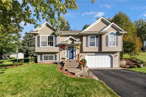 1249 Emily Circle Cir, River Falls, WI 54022