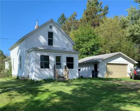 807 3rd Ave N, Park Falls, WI 54552