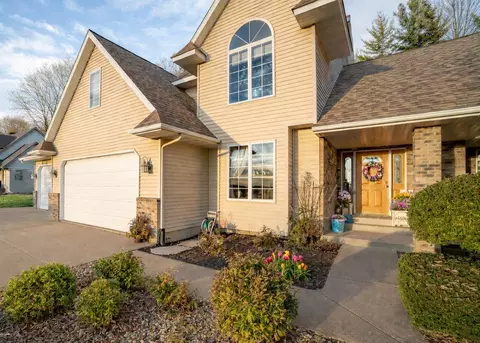 328 Nordveien Dr, Boyceville, WI 54725