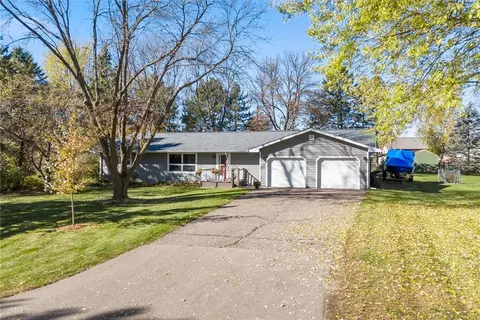 961 N Shore Dr, New Richmond, WI 54017