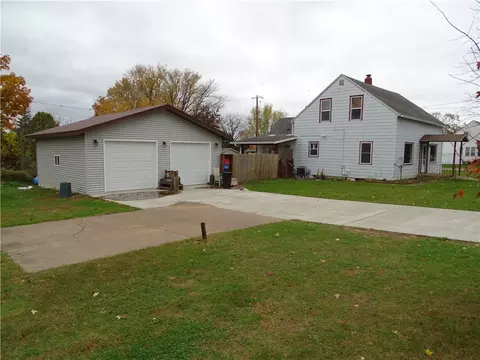 403 5th Ave S, Strum, WI 54770