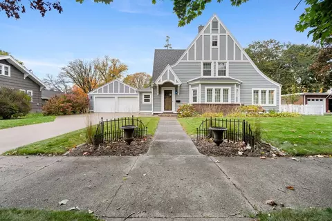 710 Dover St, Chippewa Falls, WI 54729