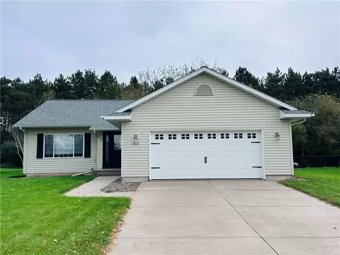 1917 Sherwood Blvd, Eau Claire, WI 54703