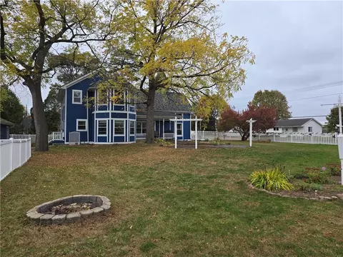 Exterior - 1213 2nd St, Chetek, WI 54728 photo 4 of 8