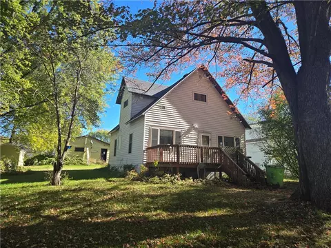 213 N 2nd St, Cornell, WI 54732