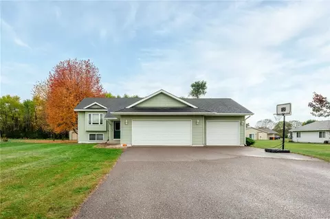 13323 40th Ave, Chippewa Falls, WI 54729