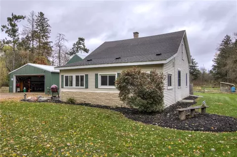 103 S Buena Vista Rd, Elk Mound, WI 54739