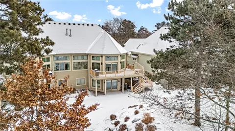 9990 161st St #8, Chippewa Falls, WI 54729