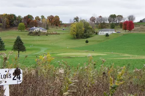 1361 Valley Estates Rd, Mondovi, WI 54755