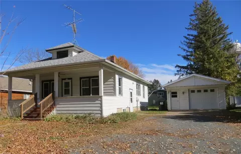510 N Washington St, Thorp, WI 54771