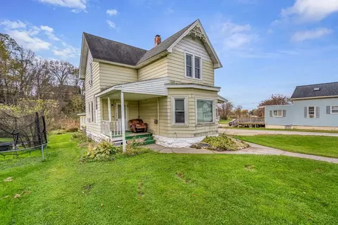 547 E Main St #1 AND 2, Arcadia, WI 54612