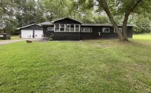 8271 S Sechlerville Rd, Hixton, WI 54635