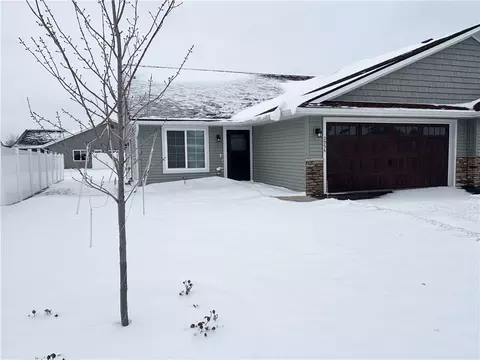 2954 Camelot Cir, Rice Lake, WI 54868