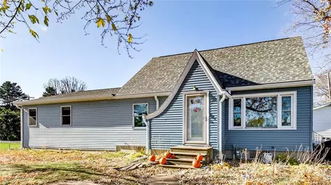 1028 Woodward Ave, Chippewa Falls, WI 54729
