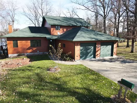 1113 Heart Island Pkwy, Rice Lake, WI 54868