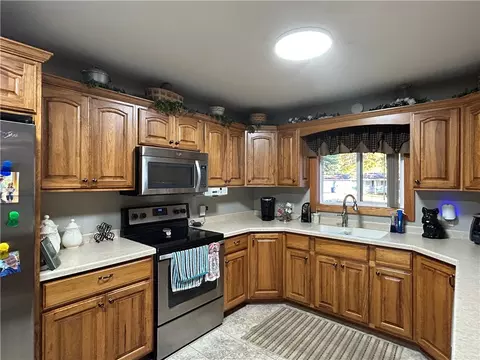 935 Schofield St, Chetek, WI 54728 photo 4