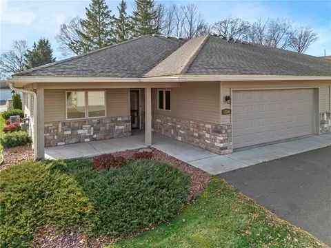 1554 Grove St, Cumberland, WI 54829
