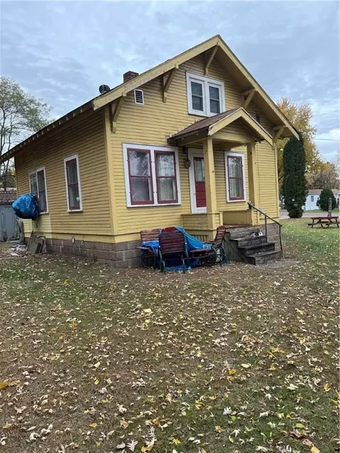 3614 Seymour Rd, Eau Claire, WI 54703