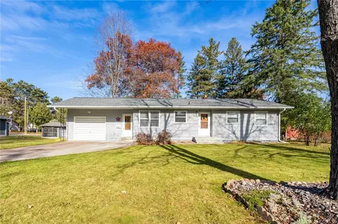 1516 Wilcox St, Menomonie, WI 54751