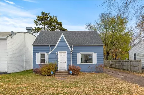 619 Fairfax St, Altoona, WI 54720
