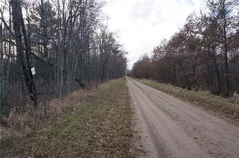 000 Birch Ln, Nekoosa, WI 54457