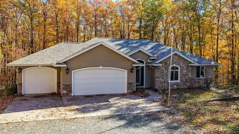 n4433 Forest Creek Drive, Shell Lake, WI 54871