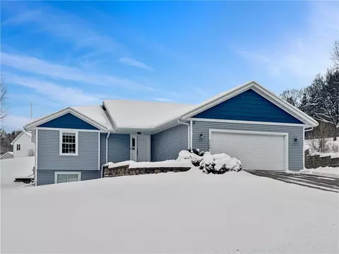 2108 Vienna Ter, Eau Claire, WI 54703