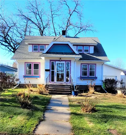 216 Hewett St, Neillsville, WI 54456