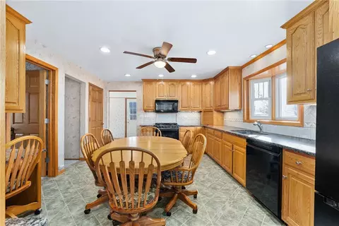 Kitchen - 400 E Stanley St, Thorp, WI 54771 photo 3 of 5