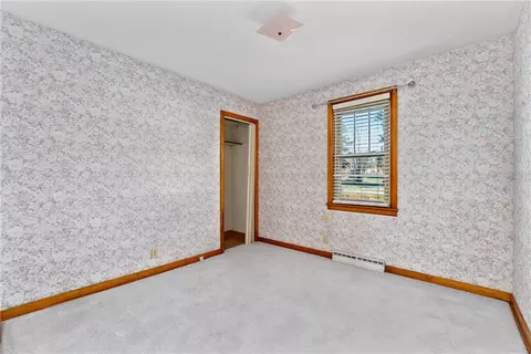 Bedroom - 400 E Stanley St, Thorp, WI 54771 photo 3 of 8
