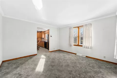 Living - 400 E Stanley St, Thorp, WI 54771 photo 3 of 4