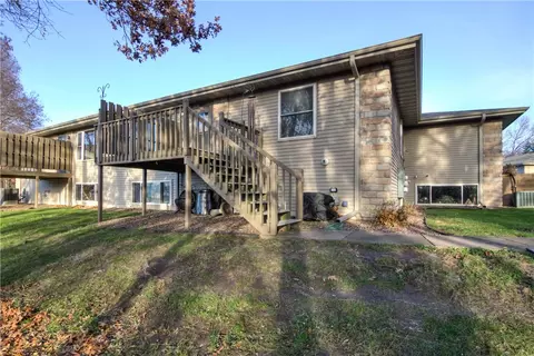 3635 Oak Tree Ln #3, Eau Claire, WI 54701