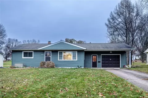 11 State St, Neillsville, WI 54456