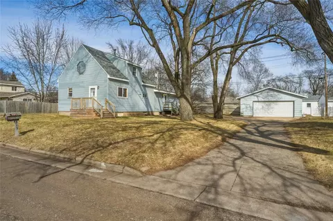 819 Harriet St, Altoona, WI 54720