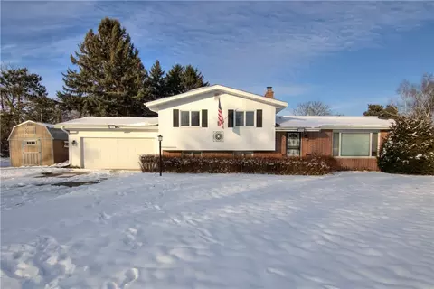 1914 W Mead St, Eau Claire, WI 54703