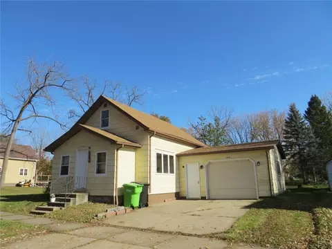 104 N Clark St, Thorp, WI 54771