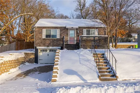 1217 Boulevard Pl, Eau Claire, WI 54703