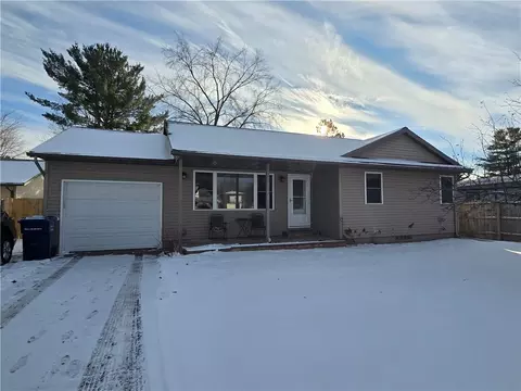 709 Dallas St, Chetek, WI 54728