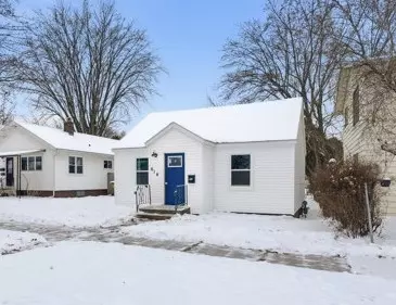 614 Maple St, Chippewa Falls, WI 54729