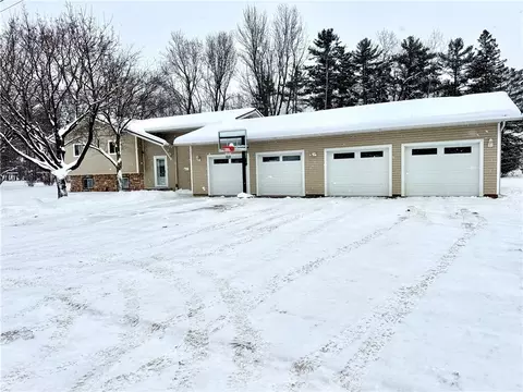 602 N 4th St, Colby, WI 54421