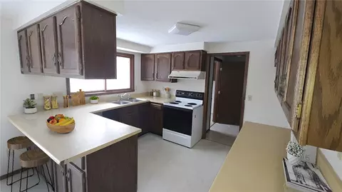 118 E Monroe Ave, Barron, WI 54812 photo 6