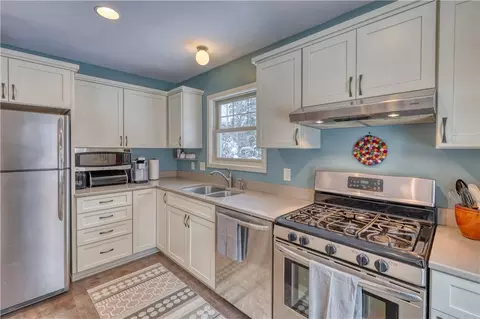 Kitchen - 8056 North Road, Springbrook, WI 54875 photo 3 of 7