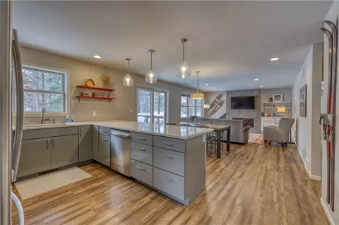 Kitchen - 8056 North Road, Springbrook, WI 54875 photo 5 of 7