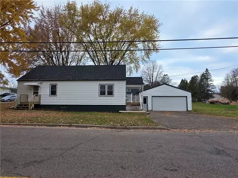 930 Kern Ave, Rice Lake, WI 54868