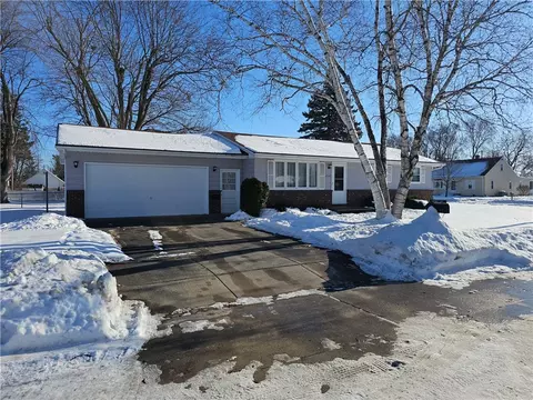 2704 N David St, Appleton, WI 54914