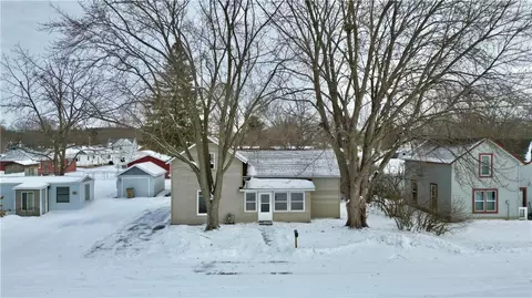 515 Chippewa St, Chippewa Falls, WI 54729