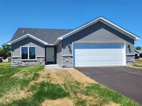 330 Mill St, Osceola, WI 54020