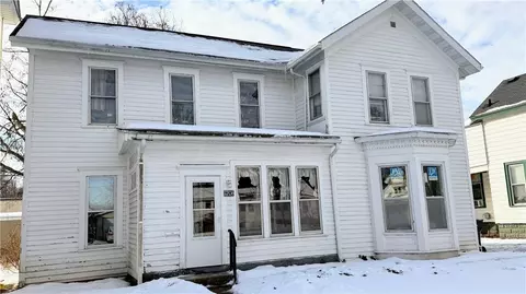 1206 1st Ave #1 & 2, Eau Claire, WI 54701