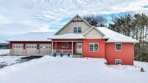 111 Monte Carlo Dr, Eau Claire, WI 54703