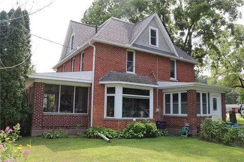 35725 5th St, Independence, WI 54747